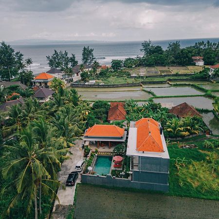 Cucukan Beach Guest House Gianyar  Exterior photo